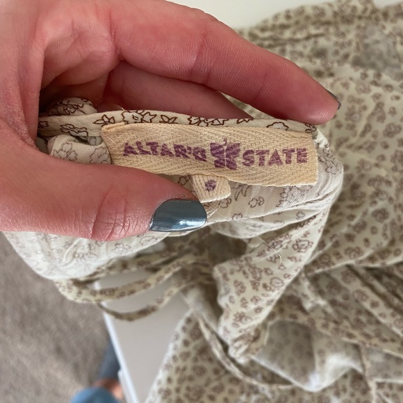 White Floral Tunic - Picture 3 of 3